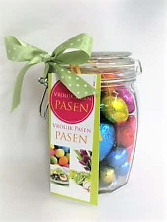 Weckpot met paaseitjes